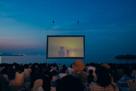 うみぞら映画祭の様子。