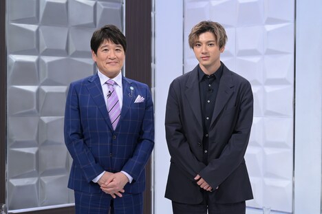 左から林修、山田裕貴。