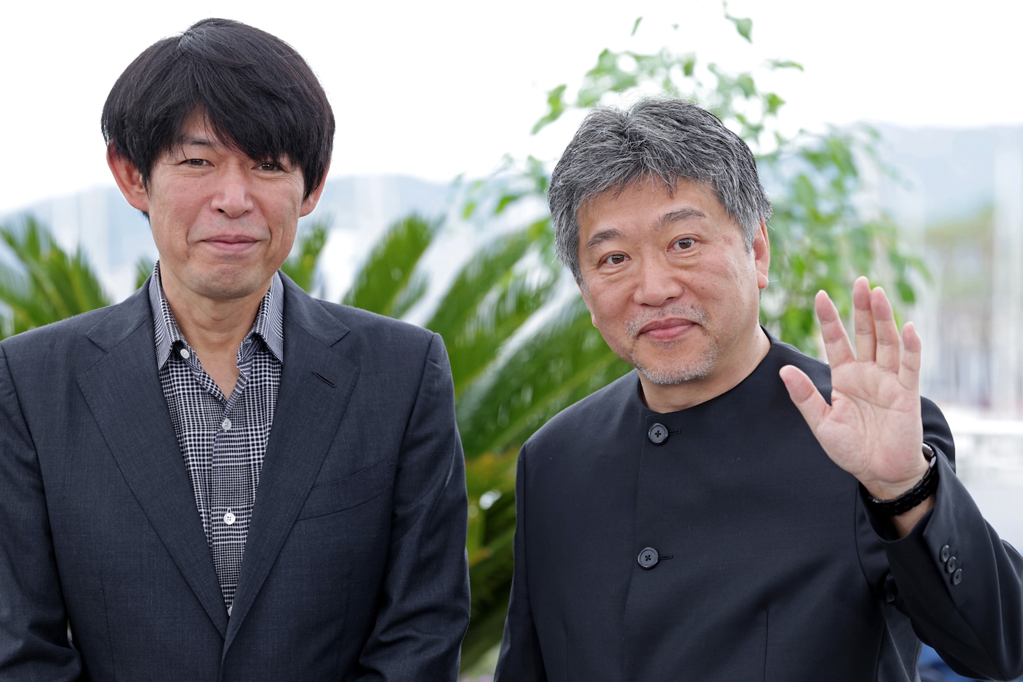 左から坂元裕二、是枝裕和。