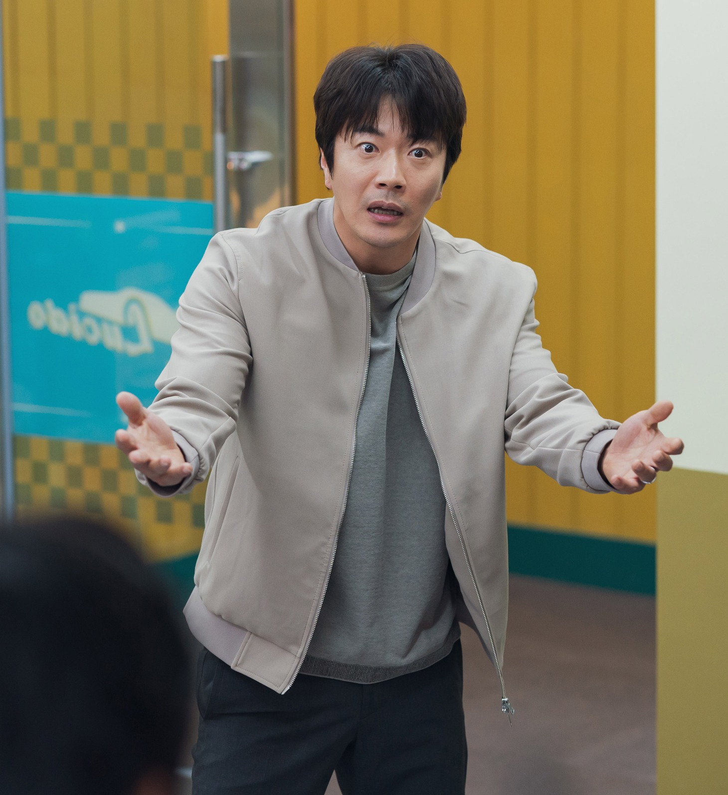 「危機のX」場面写真