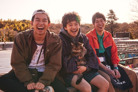 左から仲野太賀、池松壮亮、渡辺大知。