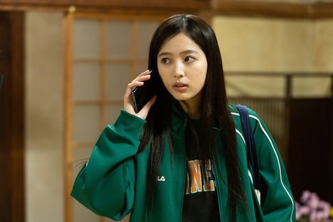 「札束と温泉」場面写真