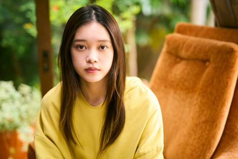 山田咲役の高石あかり。