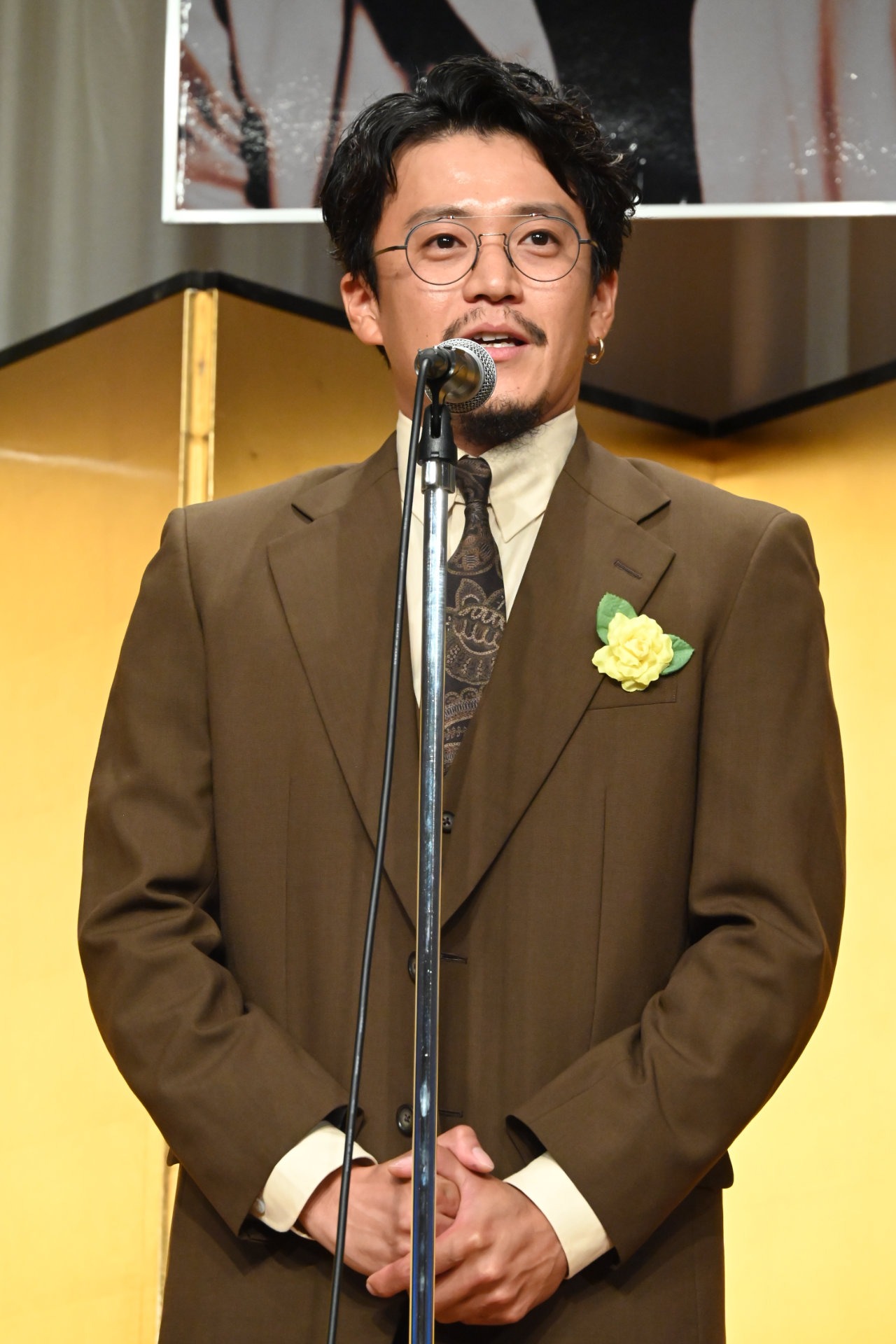 小栗旬