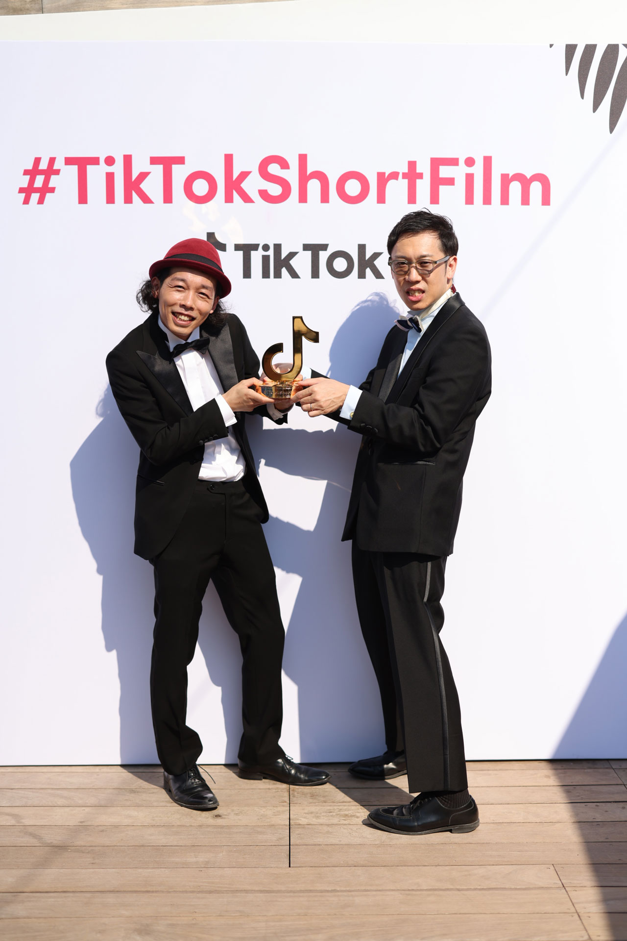上田慎一郎の短編「レンタル部下」TikTok×カンヌ国際映画祭コンペでグランプリ