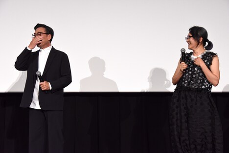 左から光石研、荻上直子。