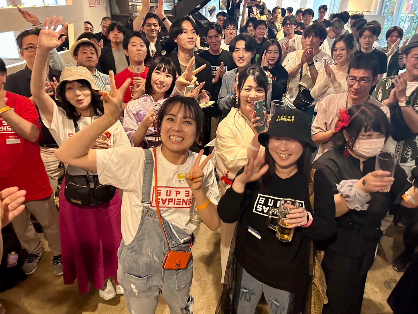 「SUPER SAPIENSS」スパサピ大会議の様子。