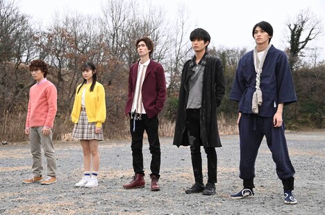 「暴太郎戦隊ドンブラザーズVS暴太郎戦隊ドンブリーズ」場面写真