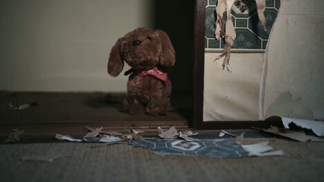 「佇むモンスター」場面写真