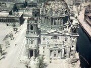 「破壊の自然史」より。