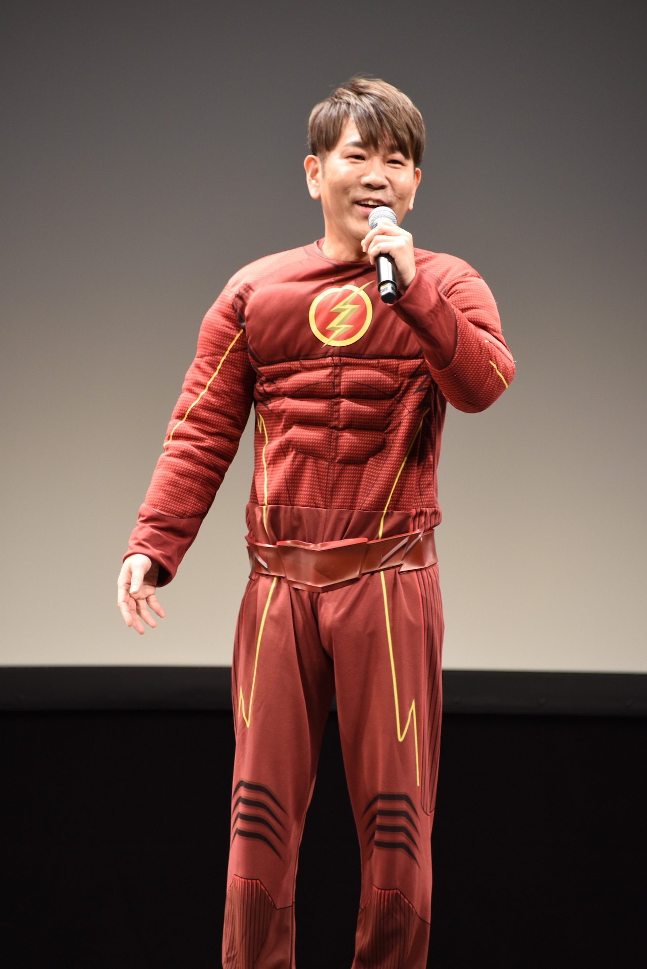 藤本敏史