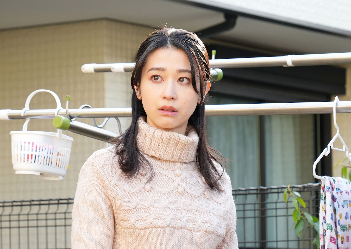 「今野敏サスペンス 雛菊 警視庁強行犯係 樋口顕」より、瀬戸さおり演じる山下菜摘。