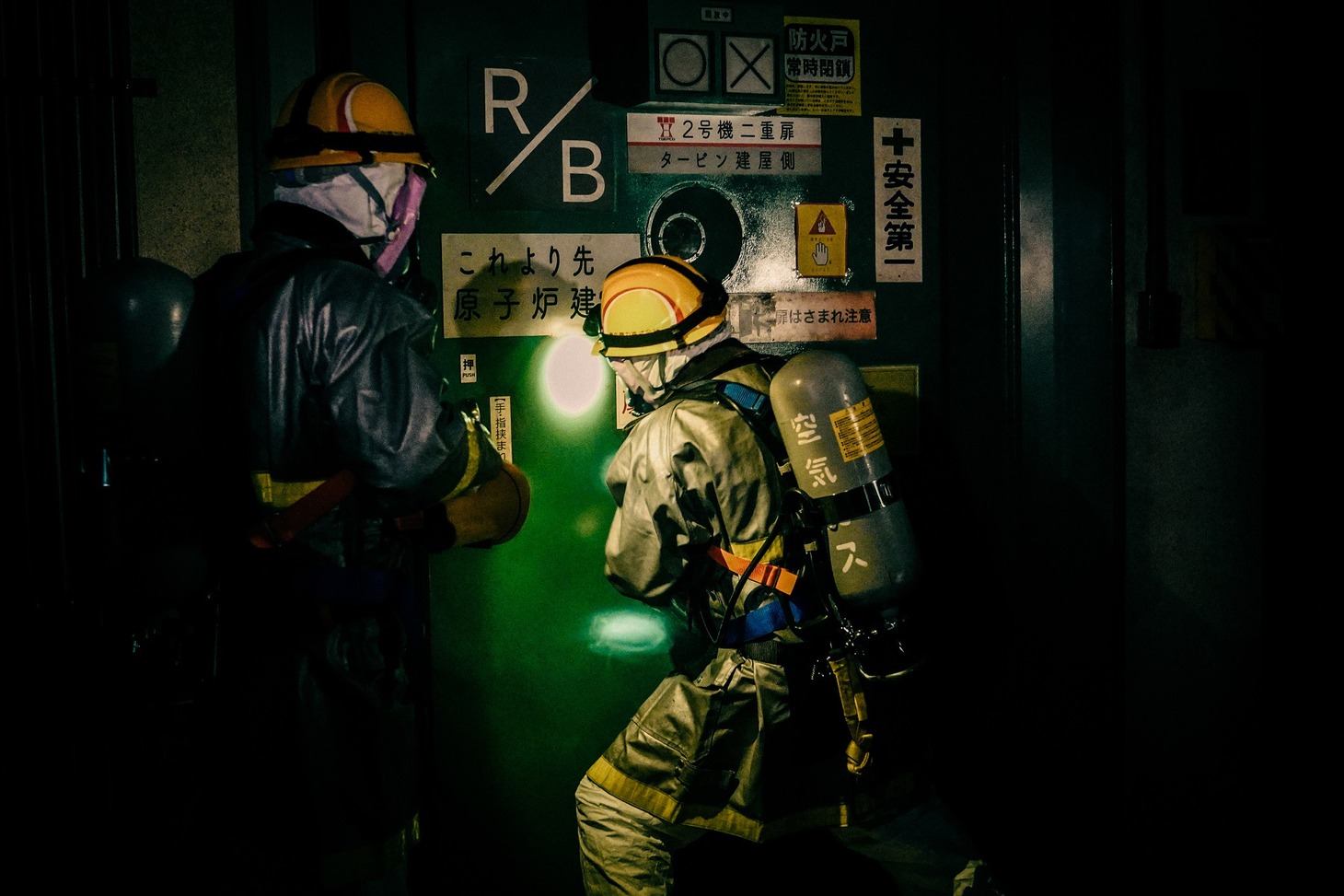 「THE DAYS」新場面写真
