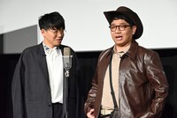 昴生（右）と亜生（左）。