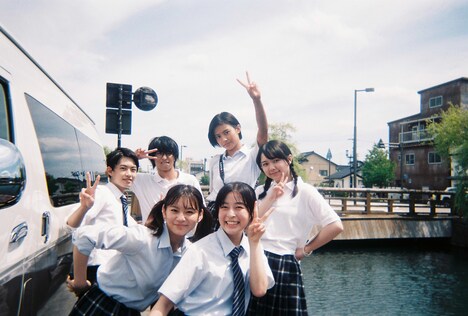 スタッフが撮影したキャストの写真。