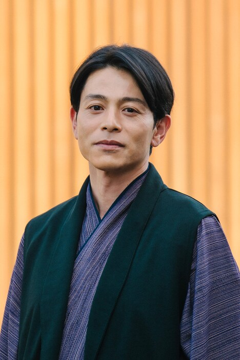 矢吹仁を演じる吉沢悠。