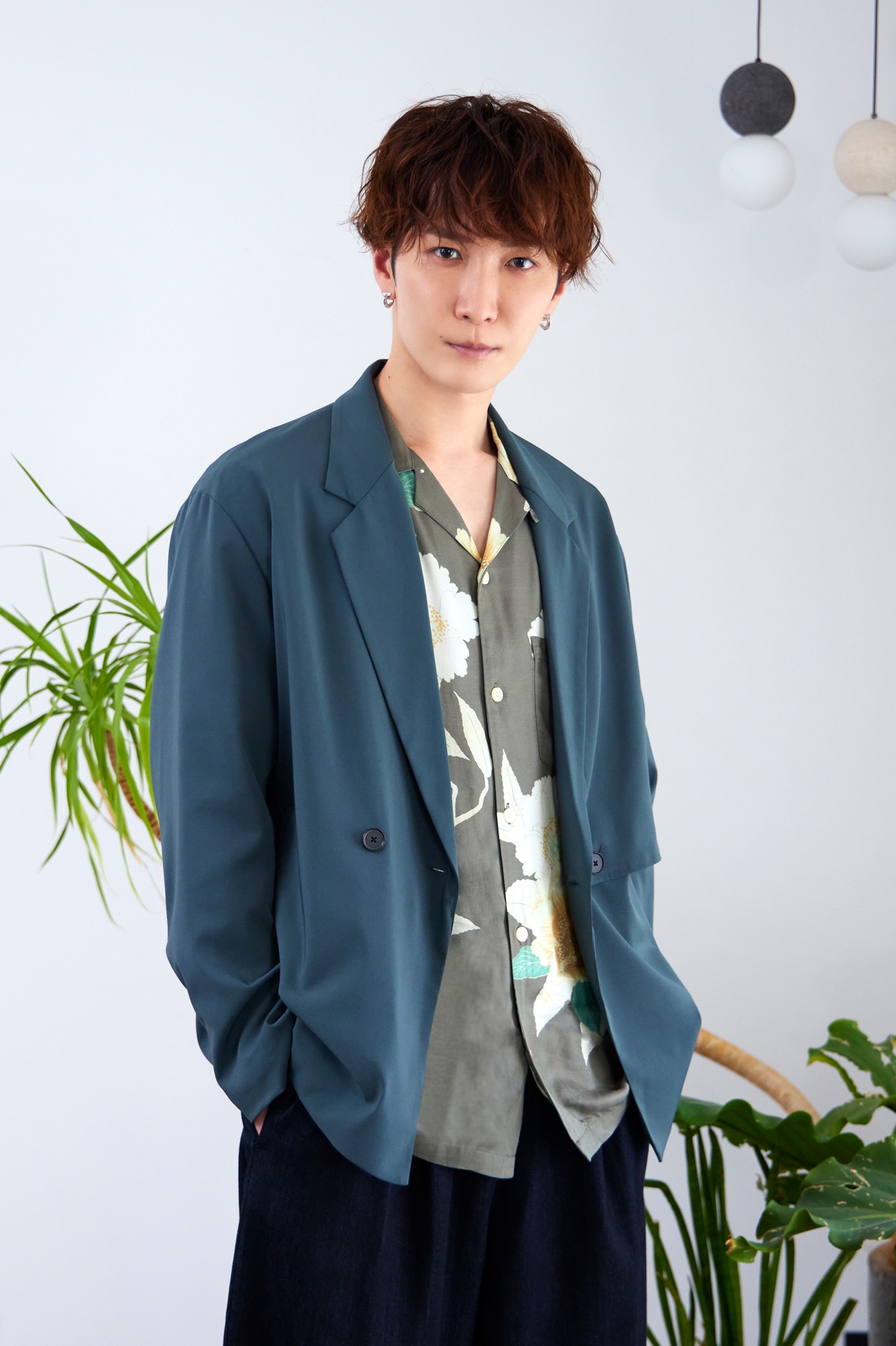 ドラマ「ウソ婚」より、渡辺翔太演じる進藤将暉。