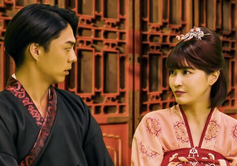 「ウルフハンターが行く！ 人狼 三国志編」場面写真