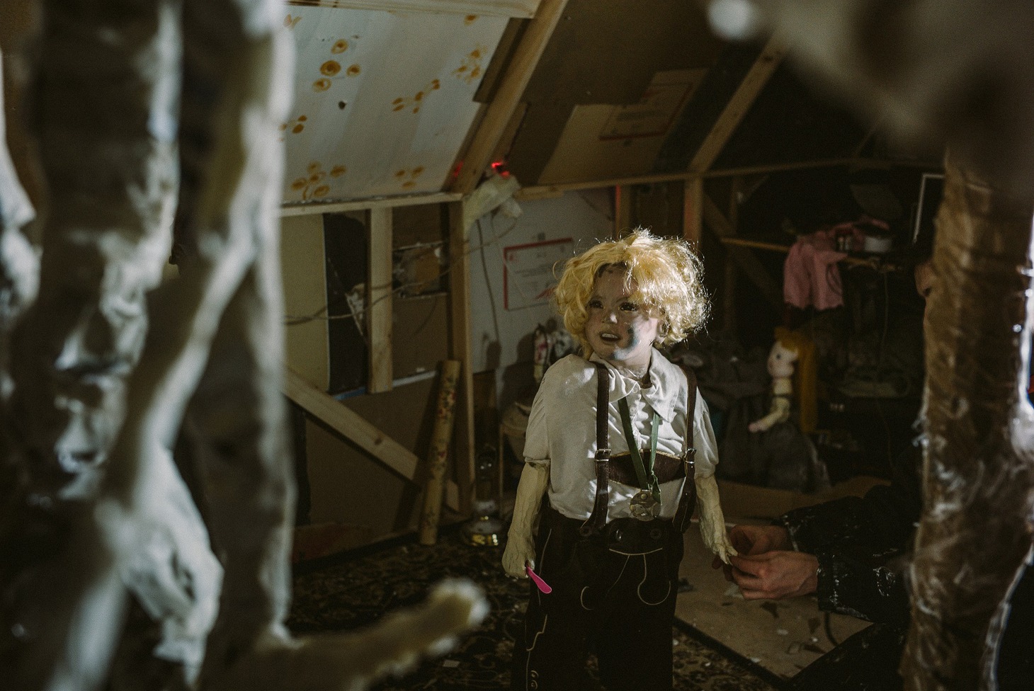 「オオカミの家」メイキング写真 (c)Diluvio & Globo Rojo Films, 2018