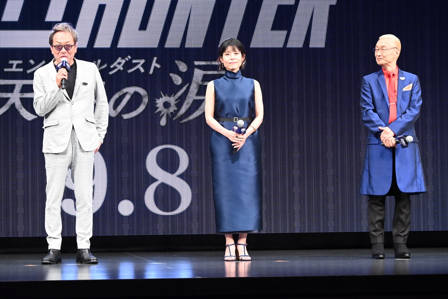 左から堀内賢雄、沢城みゆき、神谷明。