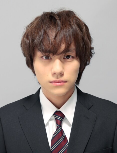 藤原大志役の山下幸輝。