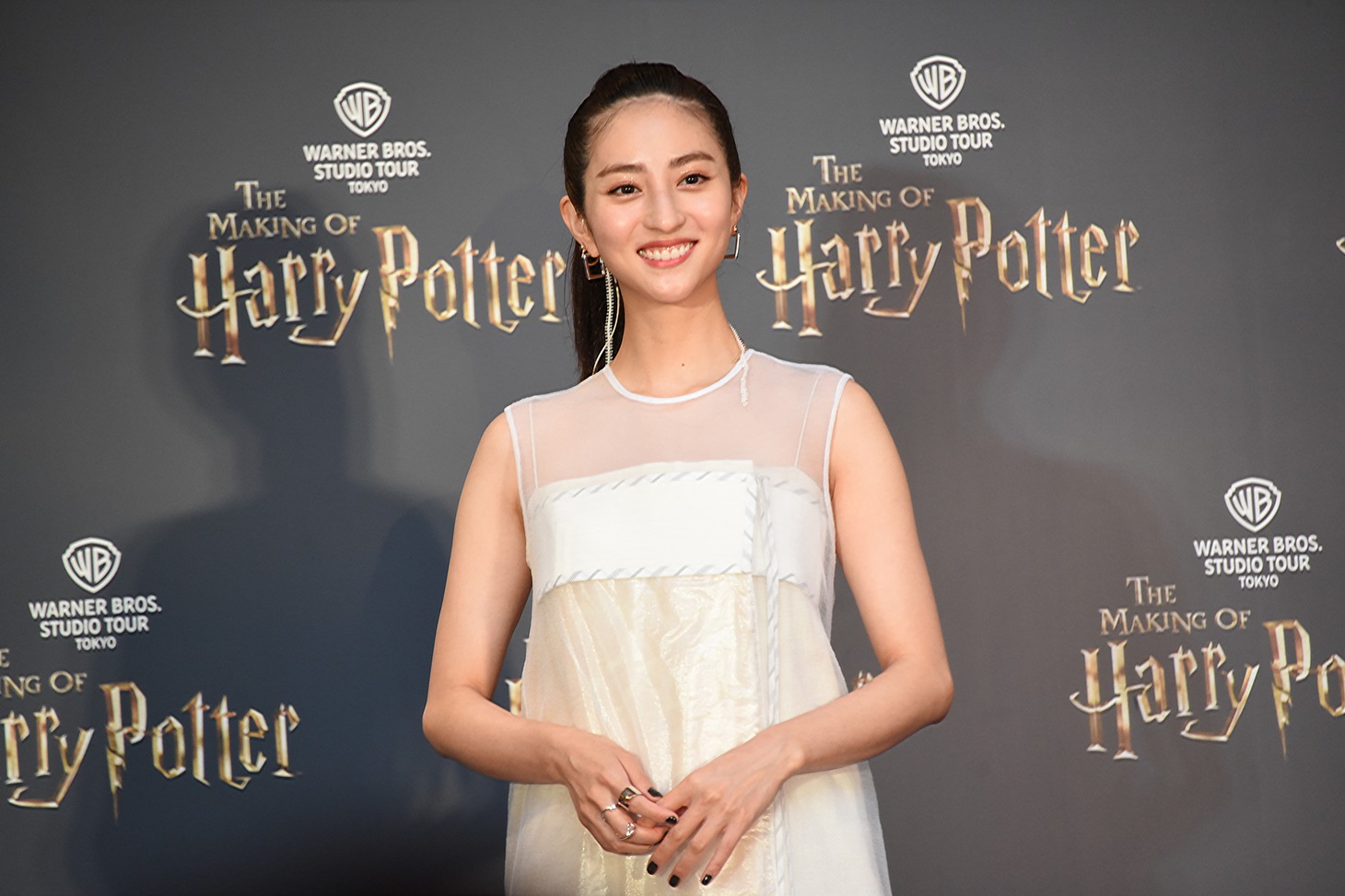 堀田茜
