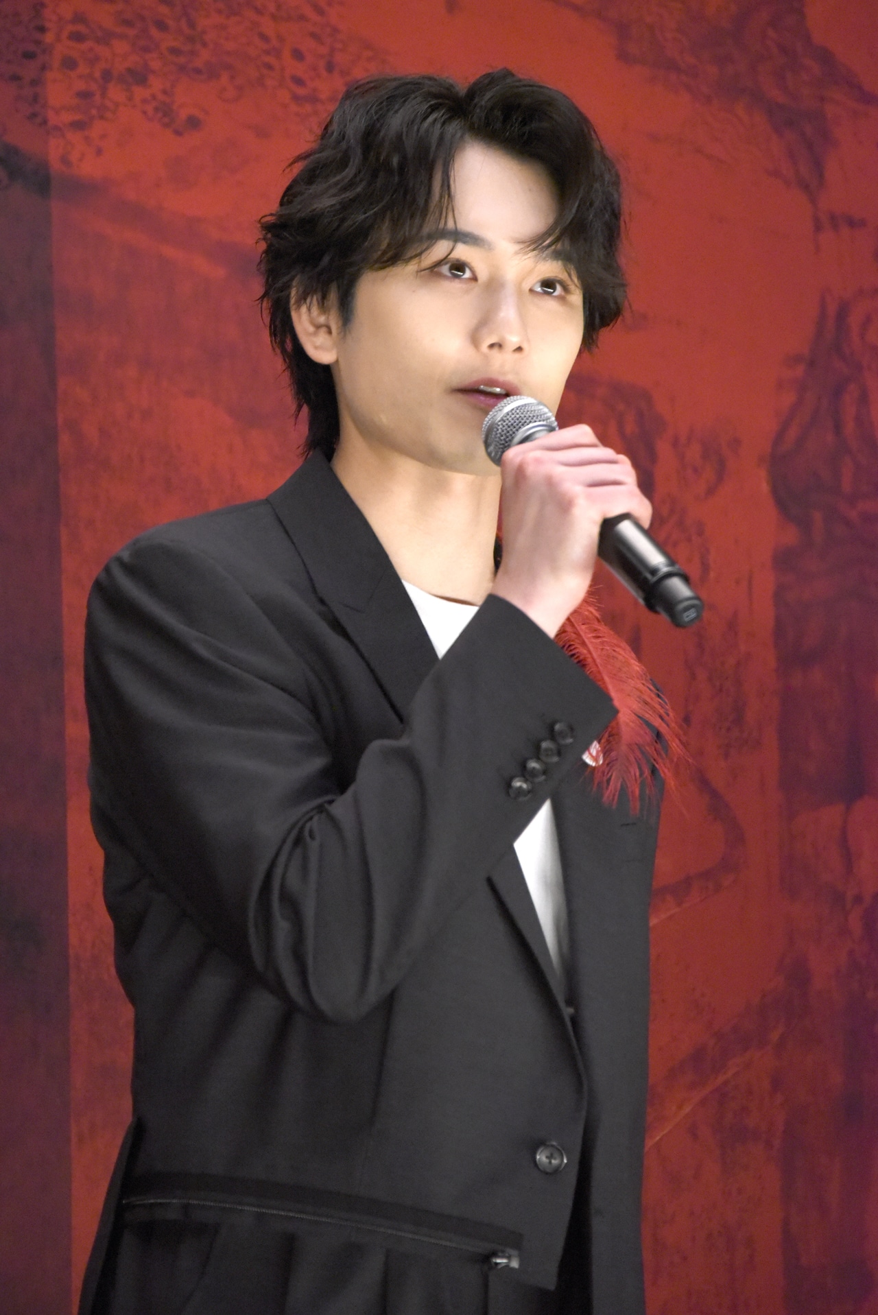 水石亜飛夢