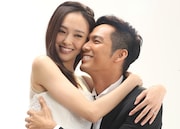 中国ドラマ「マイ・サンシャイン~何以笙簫默~」より、ティファニー・タン演じるチャオ・モーション(左)、ウォレス・チョン演じるホー・イーチェン(右)。(c)GCOO