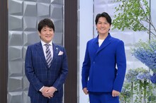 左から林修、福山雅治。(c)MBS