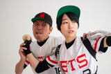 左から藤田健彦演じる重野、森山みつき演じる水原夏子。