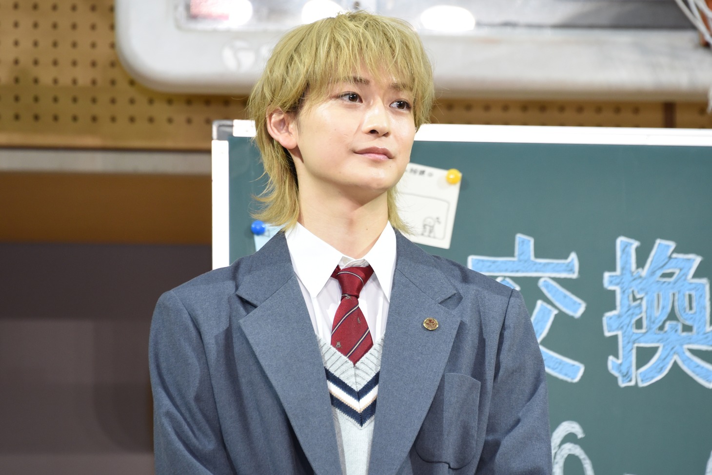 高橋文哉