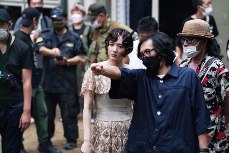 「リボルバー・リリー」メイキング写真