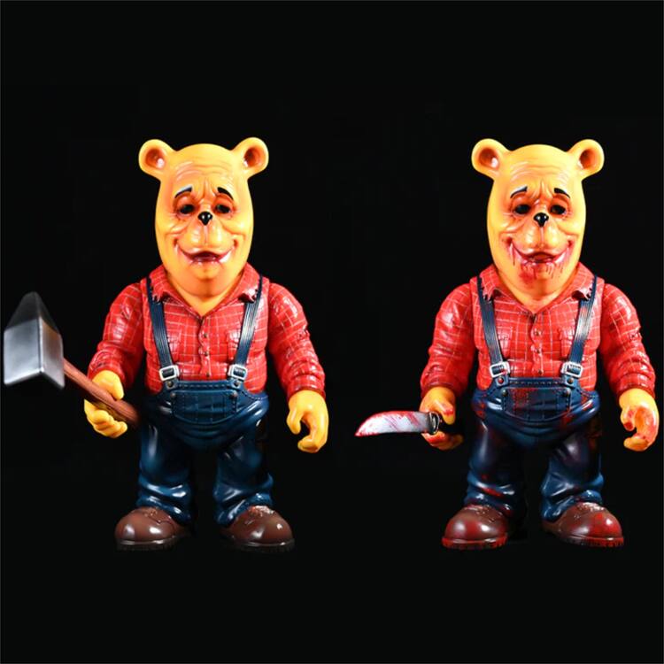 プー あくまのくまさん」より全高270mmの血まみれフィギュアが抽選販売  