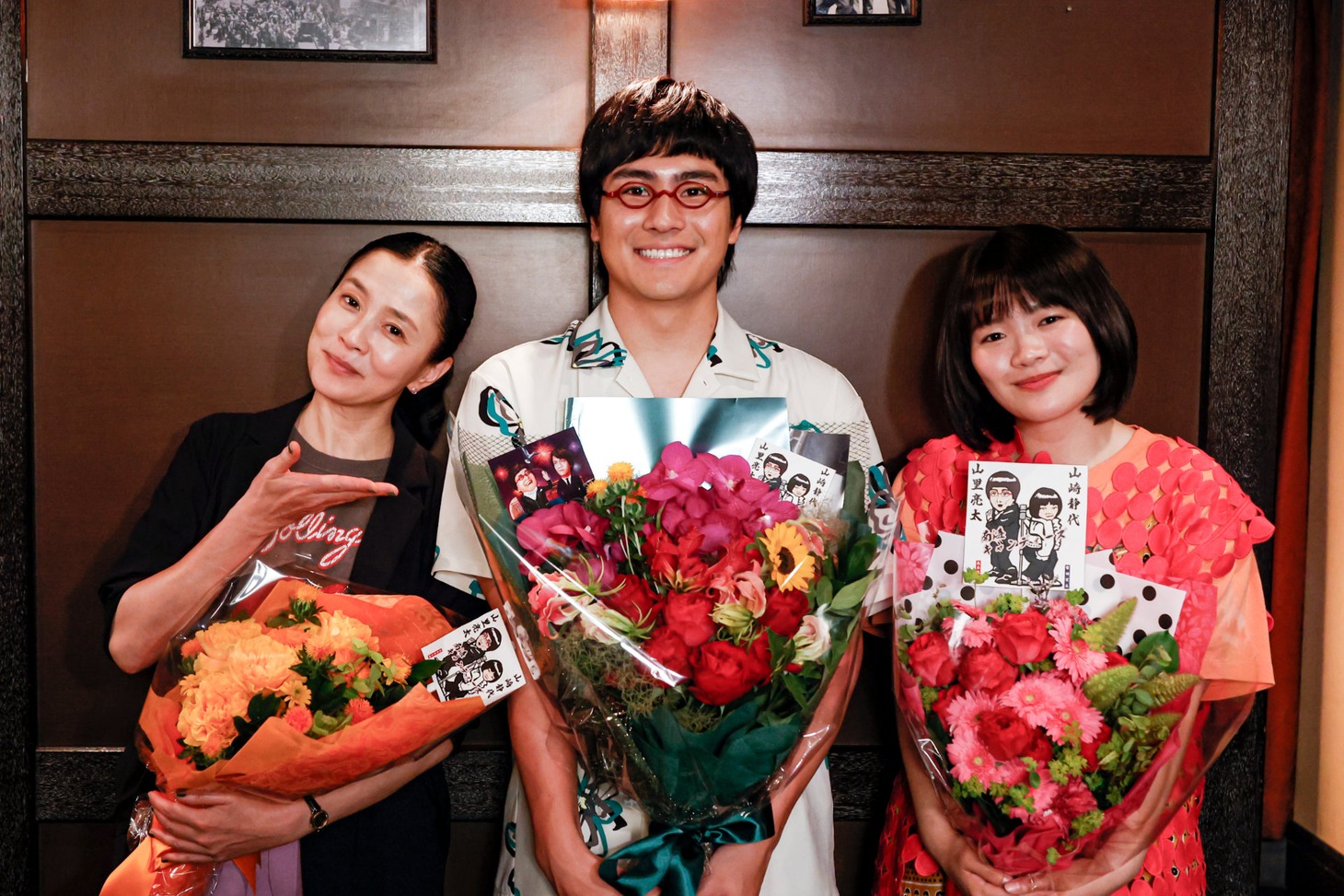 左から坂井真紀、森本慎太郎、富田望生。