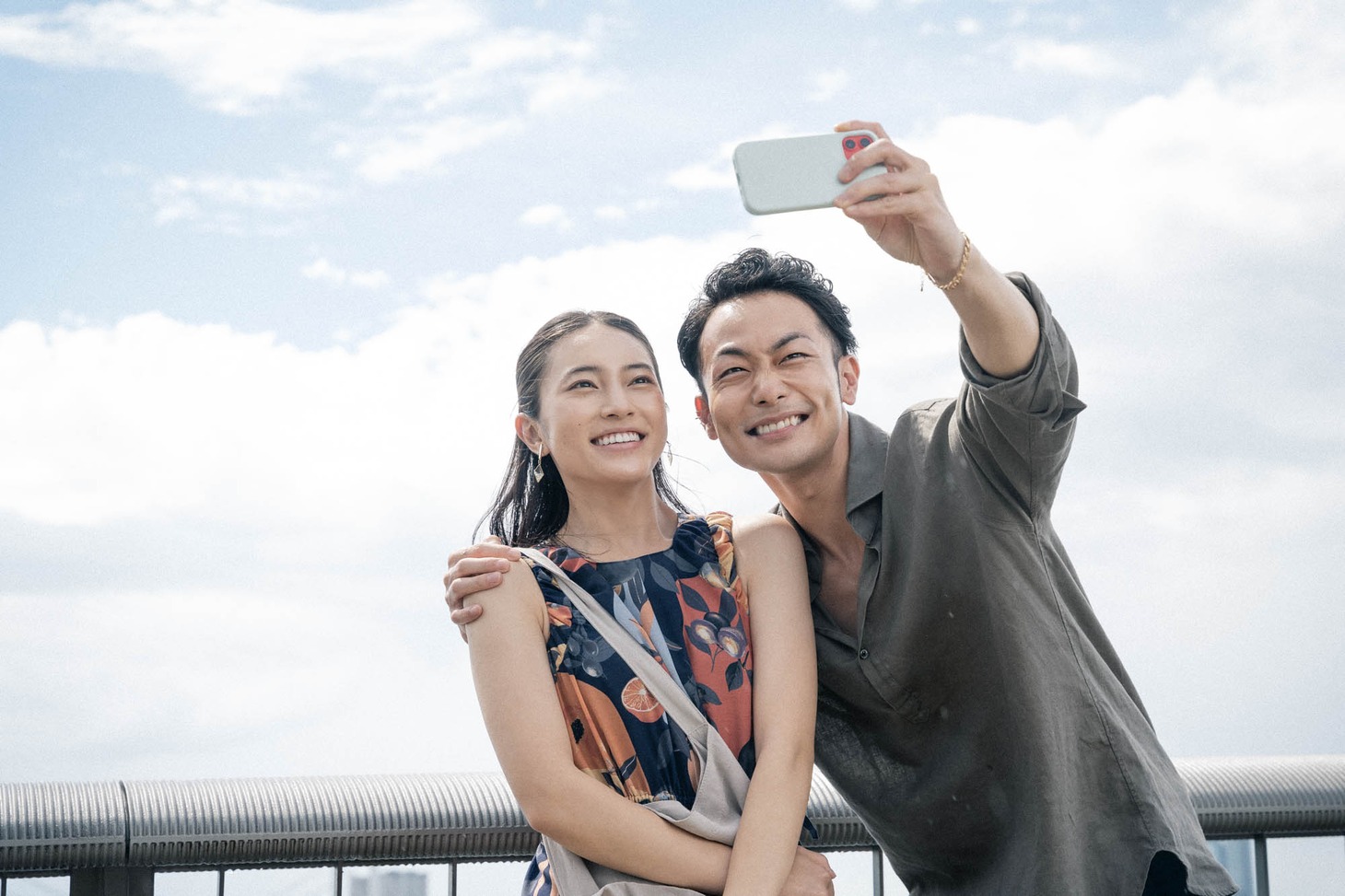 「Love Will Tear Us Apart」場面写真