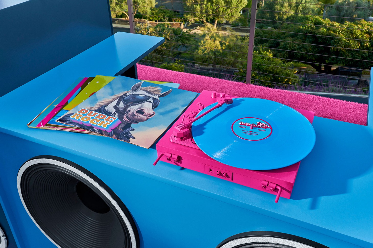 Barbie's Malibu DreamHouseより。