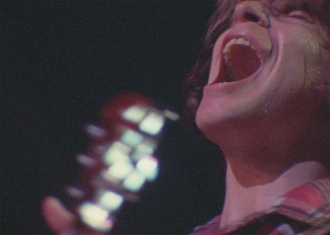 「クリーデンス・クリアウォーター・リヴァイヴァル トラヴェリン・バンド」場面写真