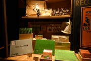 「金曜ロードショーとジブリ展」オリジナルグッズの販売コーナーより。 (c)Studio Ghibli
