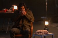 「バード・ボックス：バルセロナ」場面写真