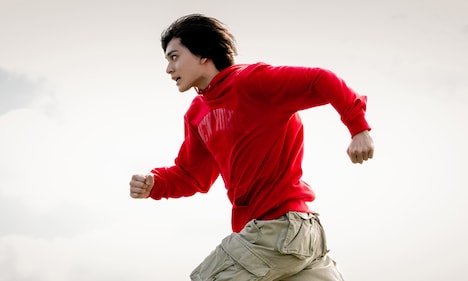 北村匠海演じるタケミチ。