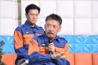 生瀬勝久（手前）