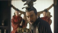 中国ドラマ「三国志～司馬懿 軍師連盟～」より、ユー・ホーウェイ（于和偉）演じる曹操。(c)CHINA INT'L TV CORPORATION