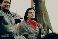 要潤演じる騰。