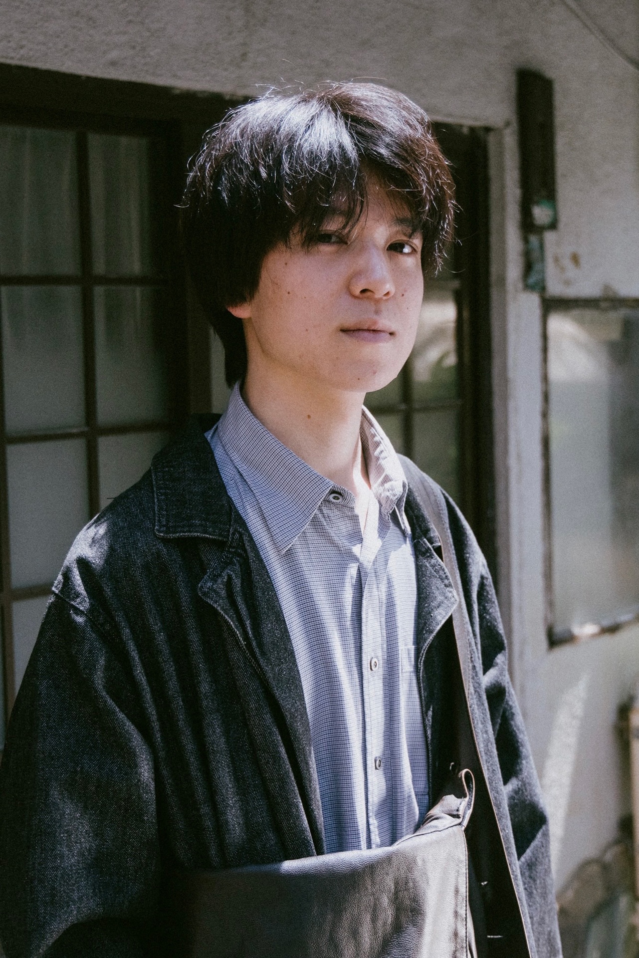 山下諒