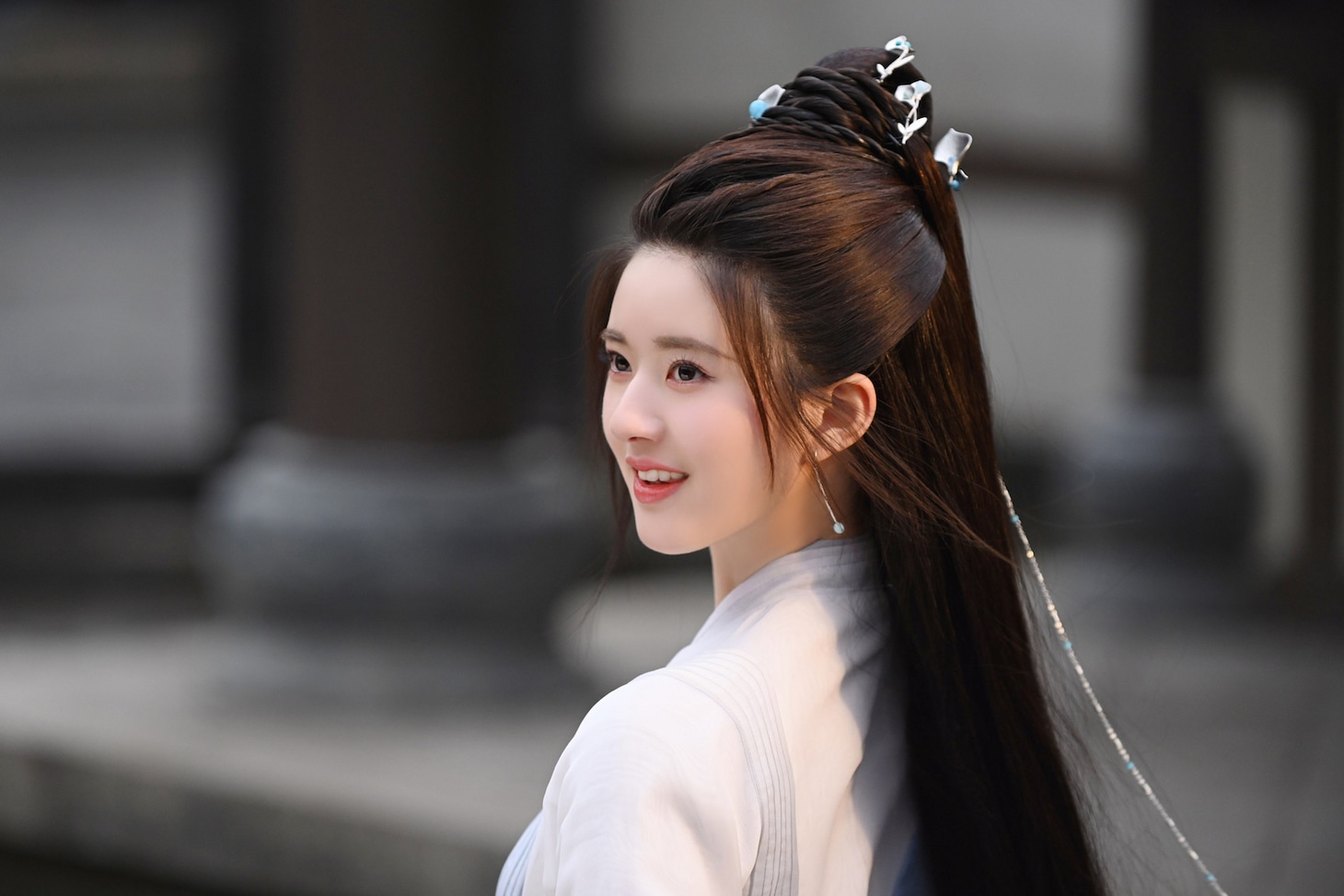 中国ドラマ「黒豊と白夕～天下を守る恋人たち～」より、チャオ・ルースー演じる白風夕。