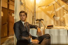 中条役の東出昌大。