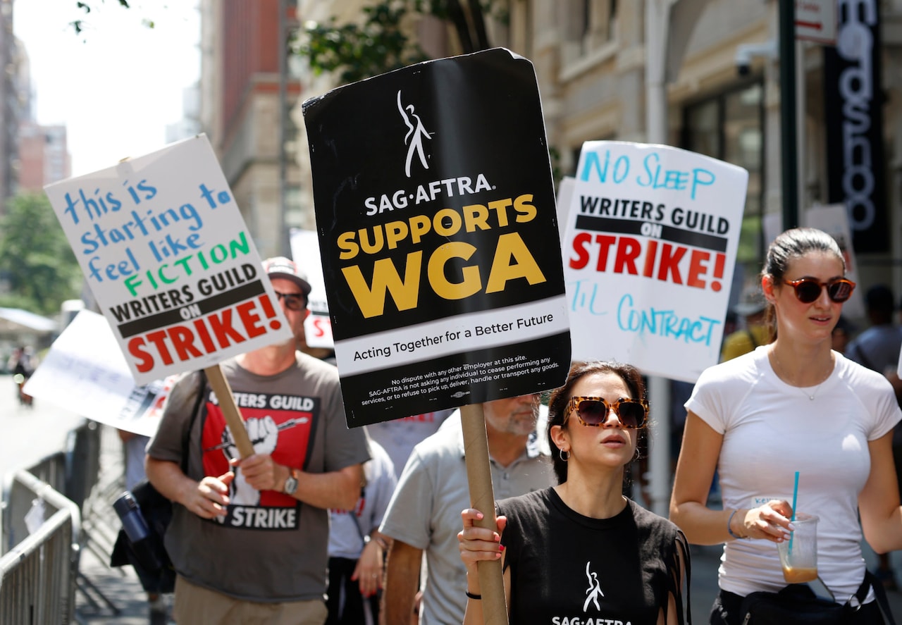 全米俳優組合がストライキ決行、「バービー」など来日プロモーションに影響の可能性も