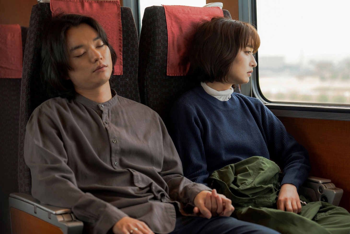 「ほつれる」場面写真