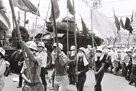 「続 戦車闘争 ［戦争］を伝え続けるということ」場面写真