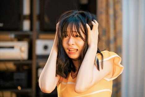 「Love Will Tear Us Apart」新場面写真